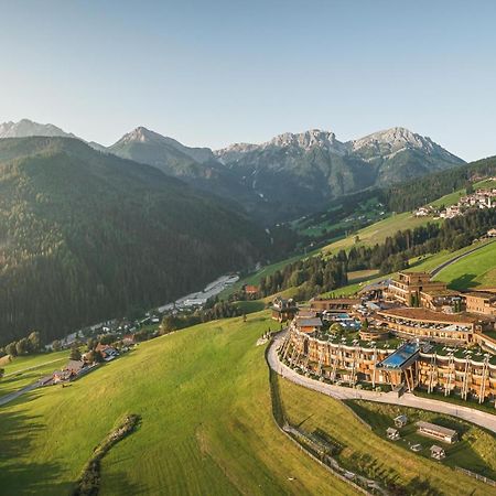 Alpin Panorama Hotel Hubertus Valdaora Esterno foto