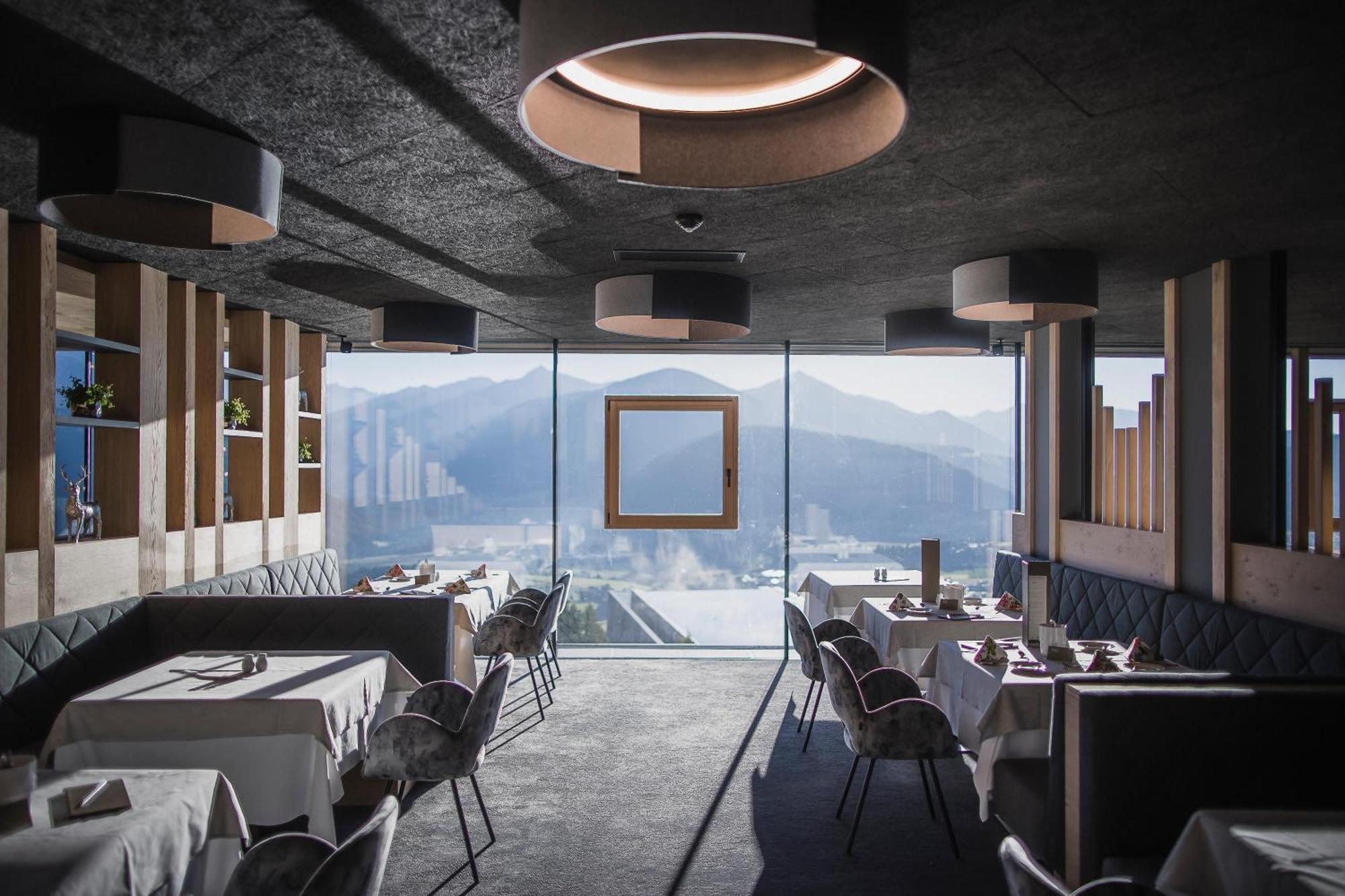 Alpin Panorama Hotel Hubertus Valdaora Esterno foto