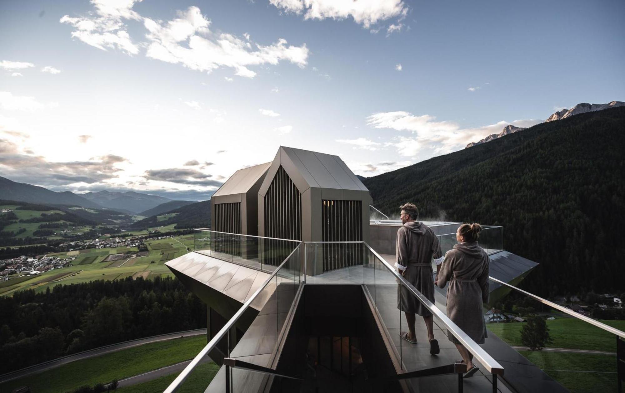 Alpin Panorama Hotel Hubertus Valdaora Esterno foto
