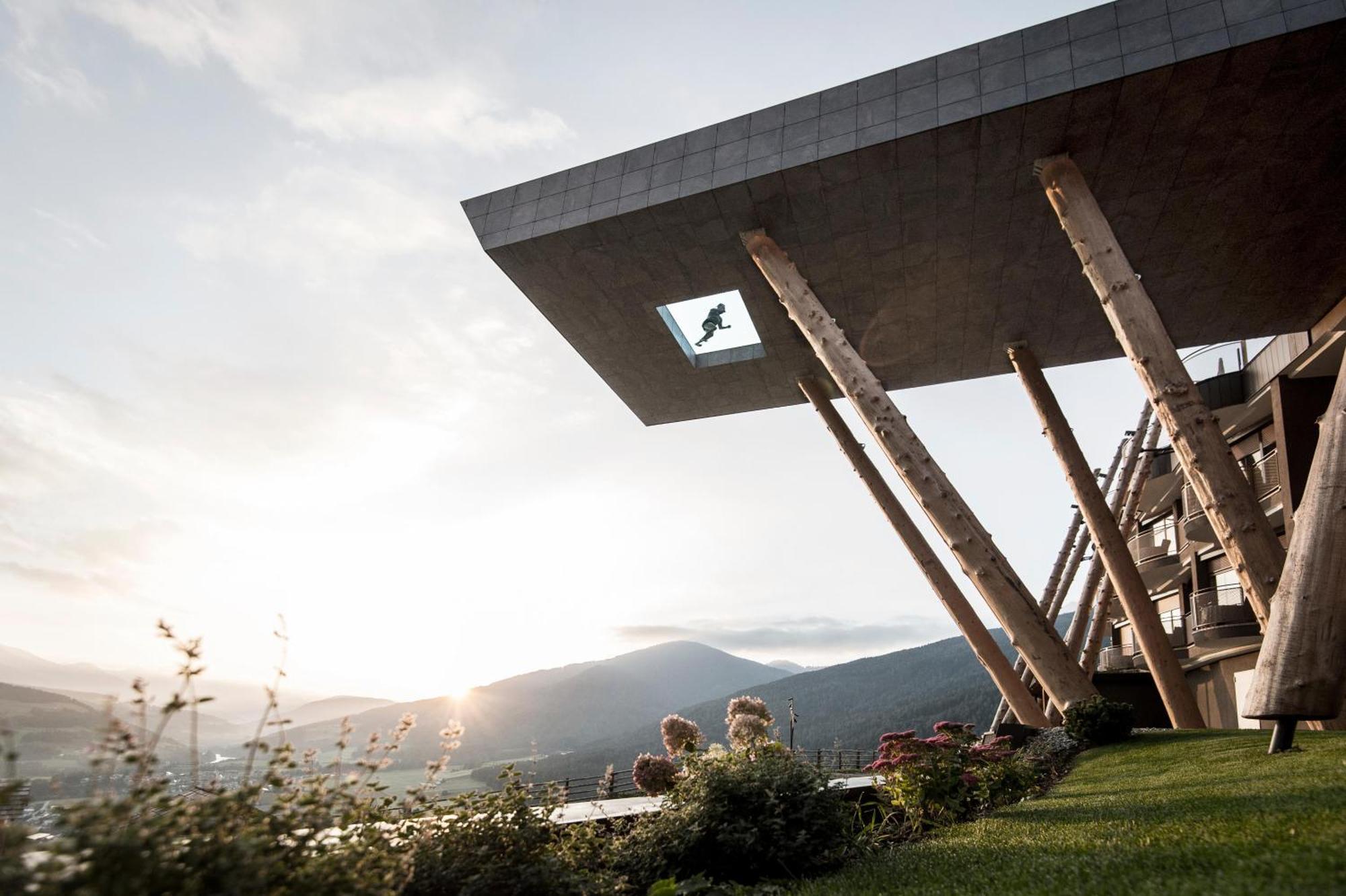 Alpin Panorama Hotel Hubertus Valdaora Esterno foto