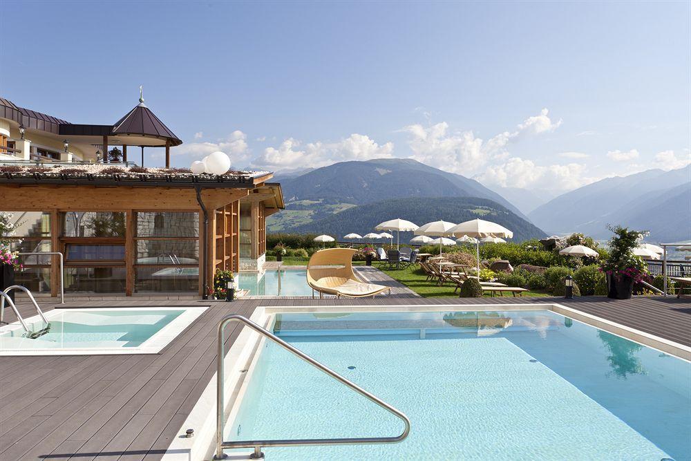 Alpin Panorama Hotel Hubertus Valdaora Esterno foto