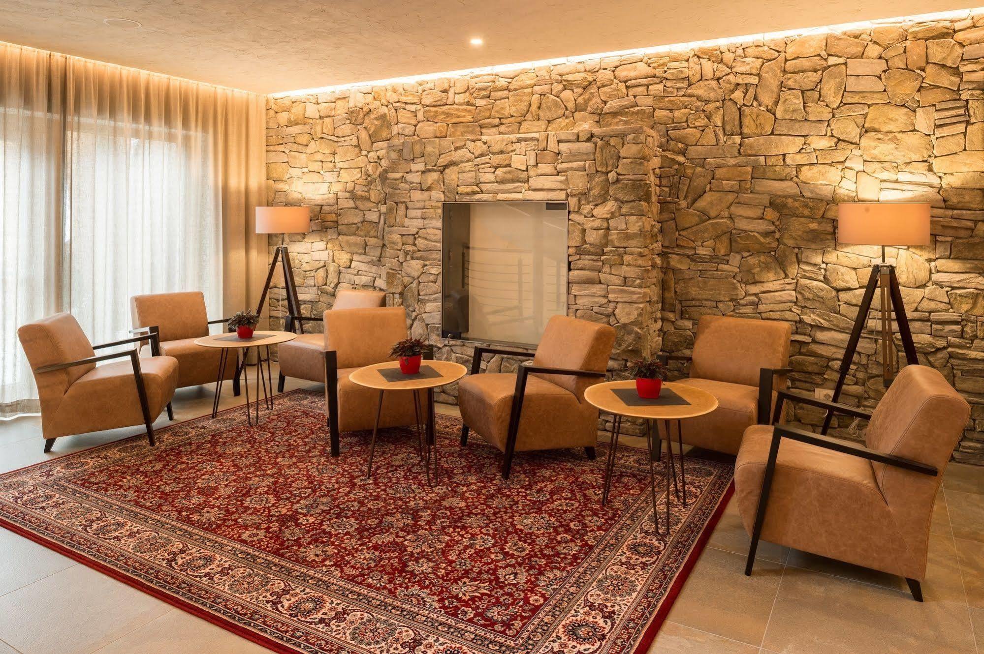 Alpin Panorama Hotel Hubertus Valdaora Esterno foto